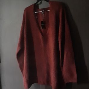 Please read descript Mixed Blend Pull Over Sweater
